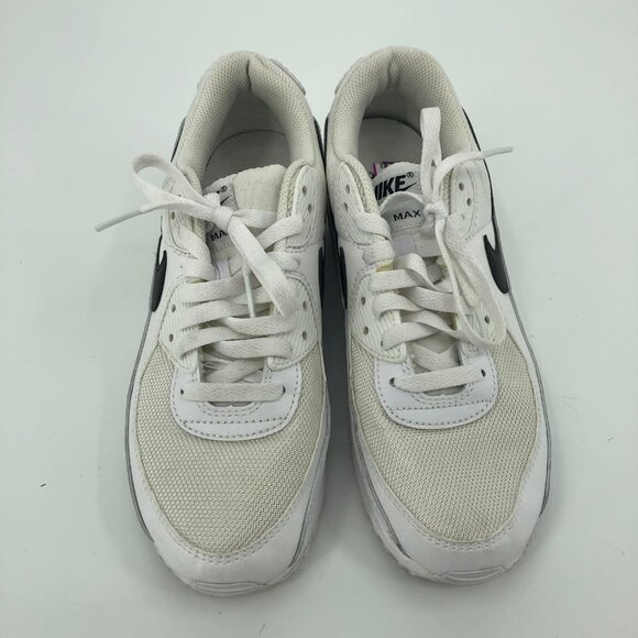 Nike White Athletic Sneakers | Excellent Condition - Picture 3 of 5